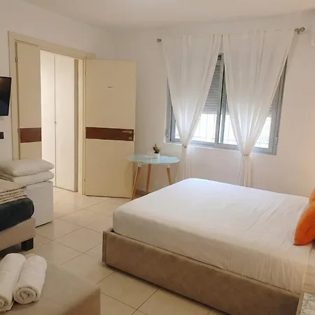 Gæstehus Orange Center 3*