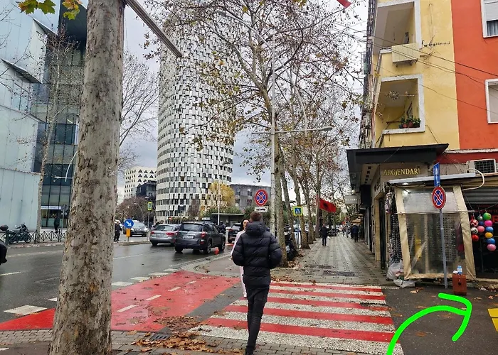 Orange Center Τίρανα